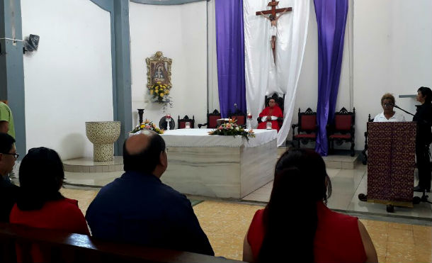 Realizan misa en honor a Monseñor Romero