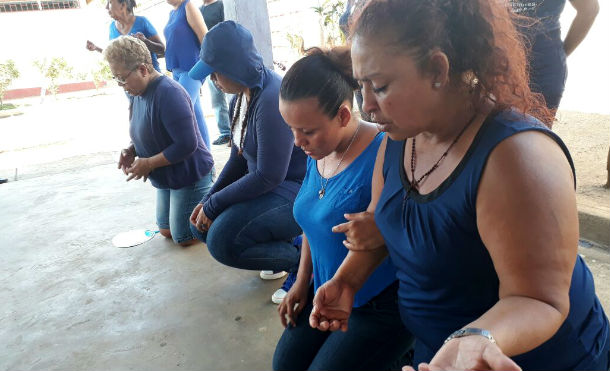 Realizan viacrucis en Centro Penitenciario Integral de Mujeres