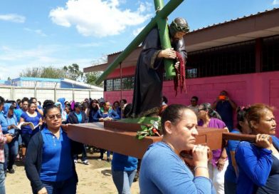 Realizan viacrucis en Centro Penitenciario Integral de Mujeres