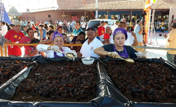 El almíbar más grande es disfrutado por nicaragüenses y turistas