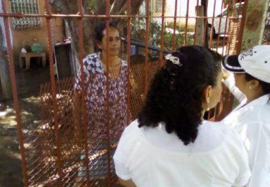 Hacen llamado a no bajar la guardia al mosquito transmisor a pesar de iniciar el verano