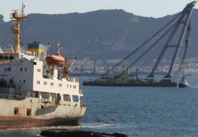 Al menos dos muertos tras explosión en un puerto de Italia