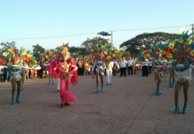 ALMA realiza primer domingo de competencias de comparsas en plaza 22 de agosto
