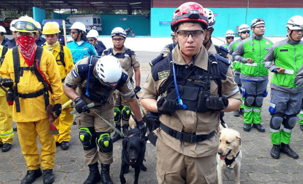 Cuerpo Unificado de Bomberos realiza ejercicio previo a la Semana Santa