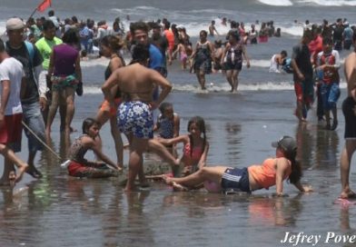 Familias despiden vacaciones de verano en Pochomil y Masachapa
