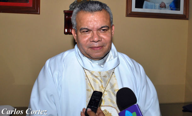 Monseñor Sándigo: Vivamos los días santos de manera moderada