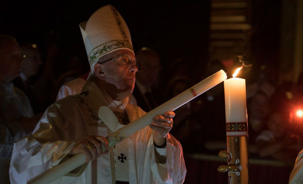El Papa preside la Vigilia Pascual: Fiesta más importante de la Fe