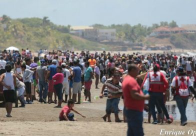 Veraneantes disfrutan de Pochomil y Masachapa