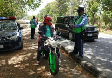 Policía Nacional garantiza seguridad a familias durante vacaciones de semana santa