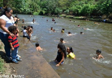 El Sauce y El Jicaral atraen a visitantes con sus ríos y pozas de frescas aguas
