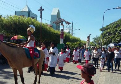 Pobladores de Somotillo desarrollan V&iacute;a Crucis y concurso de Alfombras Pasionarias