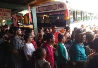 Terminales de buses llenas de veraneantes