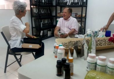 Doctora Concepci&oacute;n Campa Visita Planta Procesadora de Moringa