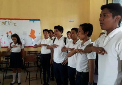 Estudiantes de todo el pa&iacute;s reanudan sus clases en paz y tranquilidad