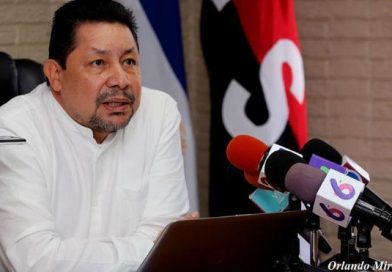 Ministerio de Educación anuncia reanudación de clases este miércoles