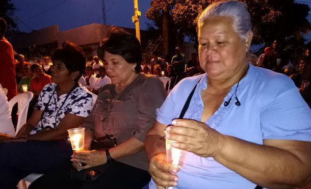Familias de Masaya realizan cadena de oración unidas en fe y amor