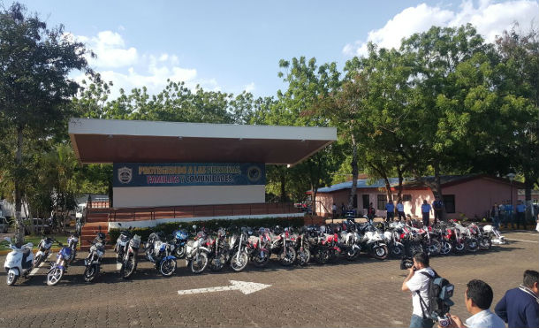 Policía Nacional recupera motocicletas de Autonica