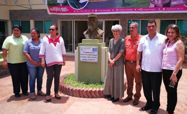 Doctora Concepción Campa Huergo realiza visita oficial al Centro