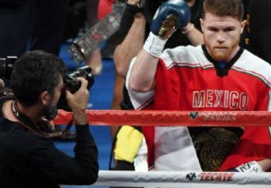 Canelo Álvarez apaga un incendio y enciende otro