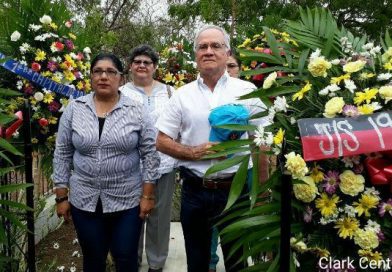 León conmemora 39 aniversario de la gesta de los héroes y mártires de Veracruz