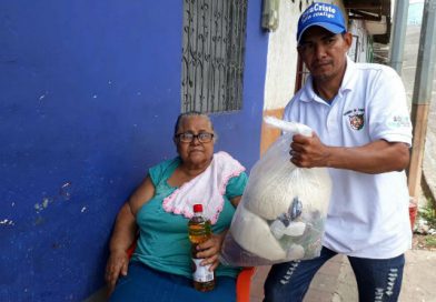 Gobierno Sandinista entrega paquetes alimenticios a madres de héroes y mártires en Juigalpa