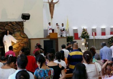 Celebran Santa Eucaristía en Domingo de Resurrección en la Catedral de Managua
