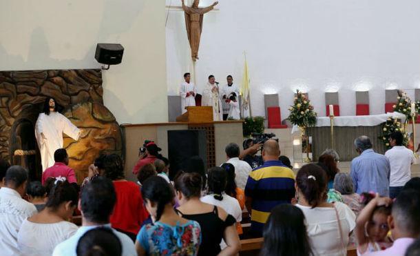 Celebran Santa Eucaristía en Domingo de Resurrección en la Catedral de Managua