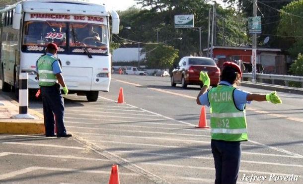Policía Nacional inicia Plan Retorno en Carretera Sur