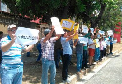 Familias se pronuncian contra el saqueo y a favor de la paz en las afueras de Plaza Inter