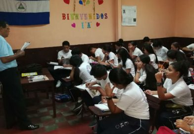 Chinandeganos desarrollan clases de primaria y secundaria con plena normalidad