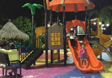 Familias disfrutan de espacios recreativos en Managua