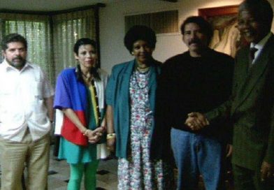 Compañera Rosario expresa sus condolencias a familiares de Winnie Madikizela-Mandela
