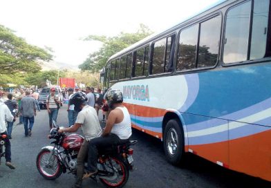 Empalme de Acoyapa está tomado por vándalos vinculados a grupos políticos de partidos de derecha