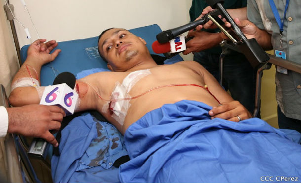 Criminales de la derecha balean a seis agentes de la Policía Nacional