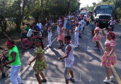 Corinte&ntilde;os festejan por todo lo alto sus fiestas tradicionales de la Santa Cruz