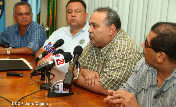 Gremio de taxistas interponen acusación contra grupo de colegas que causa zozobra en Managua
