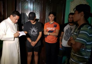 Líderes religiosos reciben a jóvenes que protestaron violentamente en tranque de la salida León-Managua