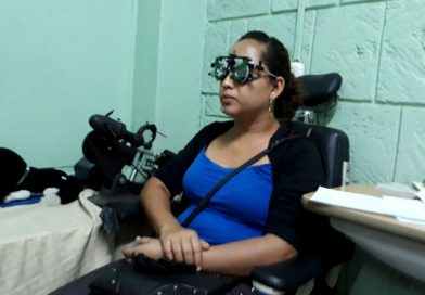 Realizan jornada oftalmológica especial para las madres