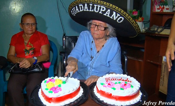 Madres festejadas piden que triunfe la paz