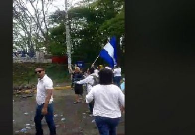 Familias de la colonia Miguel Bonilla se manifiestan contra tranques