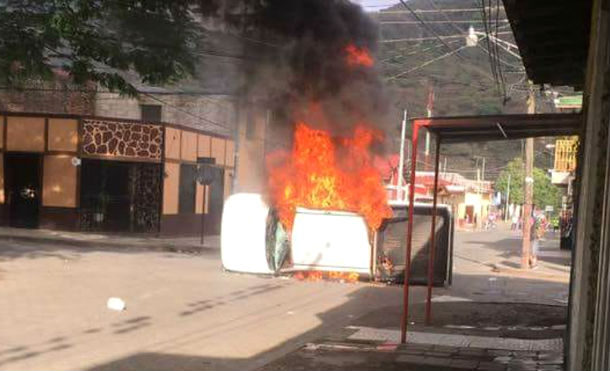 Dos Policías lesionados en ataque a complejo policial en Jinotega