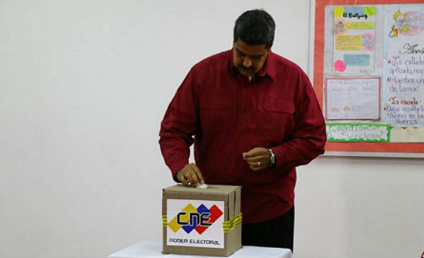 Presidente Maduro ejerció su derecho al voto