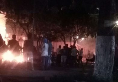 Grupos delincuenciales atacan en Jorge Dimitrov y queman Juzgado de la Familia en Masaya