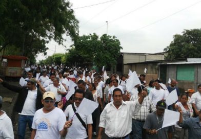 Delincuentes atrincherados en la Upoli secuestran a maestro de secundaria