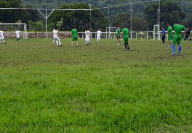 Docentes de Madriz participan en jornada deportiva