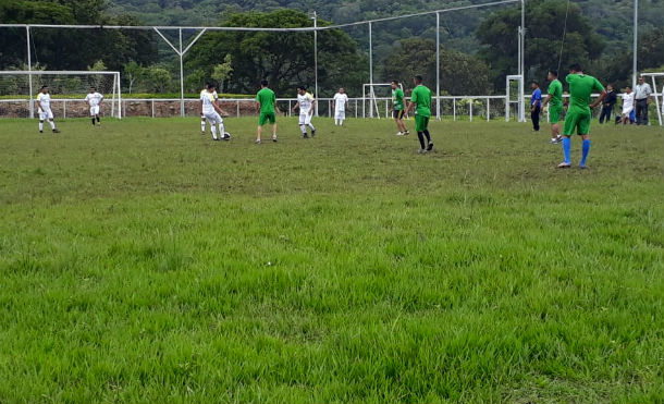 Docentes de Madriz participan en jornada deportiva 