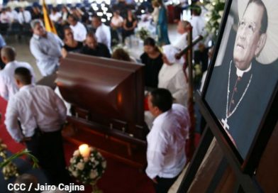 El legado de paz, diálogo y fe se manifiesta en la despedida del Cardenal Miguel