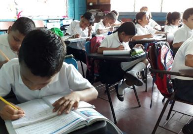 Escuelas públicas del Distrito II atienden a la comunidad estudiantil con normalidad