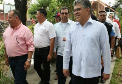 Elías Jaua: Pueblo de Nicaragua tiene derecho a vivir en paz