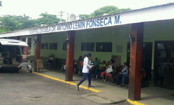 Jornada médica en saludo a los Padres en el Lenín Fonseca
